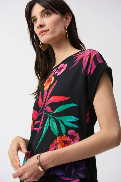 251214 Joseph Ribkoff Black print top.jpg