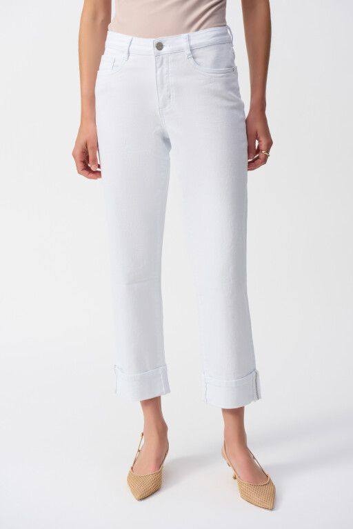 251960 Joseph Ribkoff Slim fit cropped white jeans.jpg
