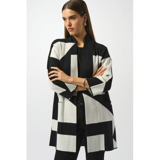 Jacquard Sweater Knit Colour-Block Cover-Up 253901 Black/Vanilla