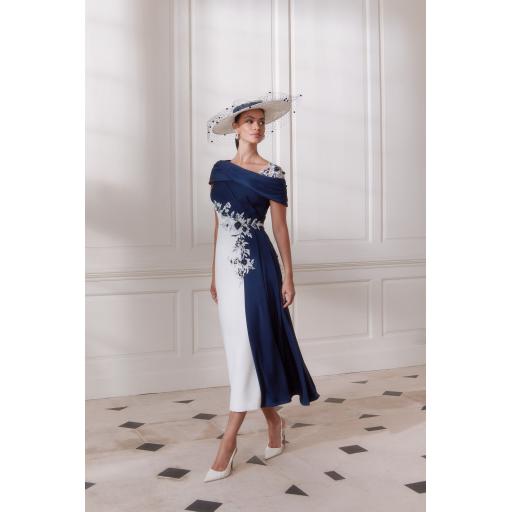 John Charles 66716 Ivory/Navy