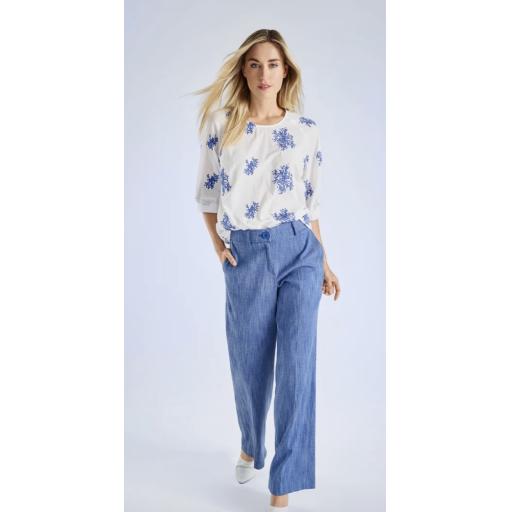 Marie Mero White Shirt/blouse with embroided blue flowers